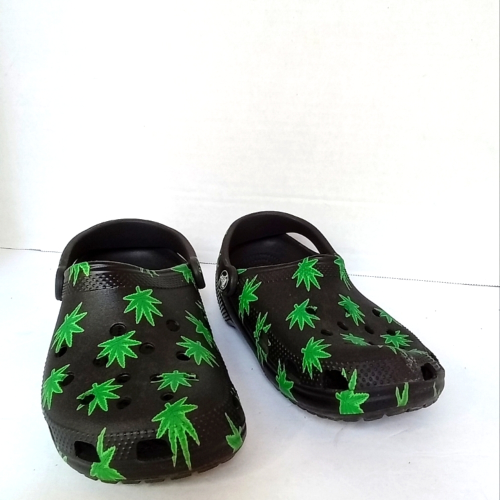 Crocs Clogs Marijuana Leaf Print Comfort Slip On Shoes